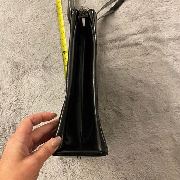 Coccinelle patent leather purse - Picture 8 of 11